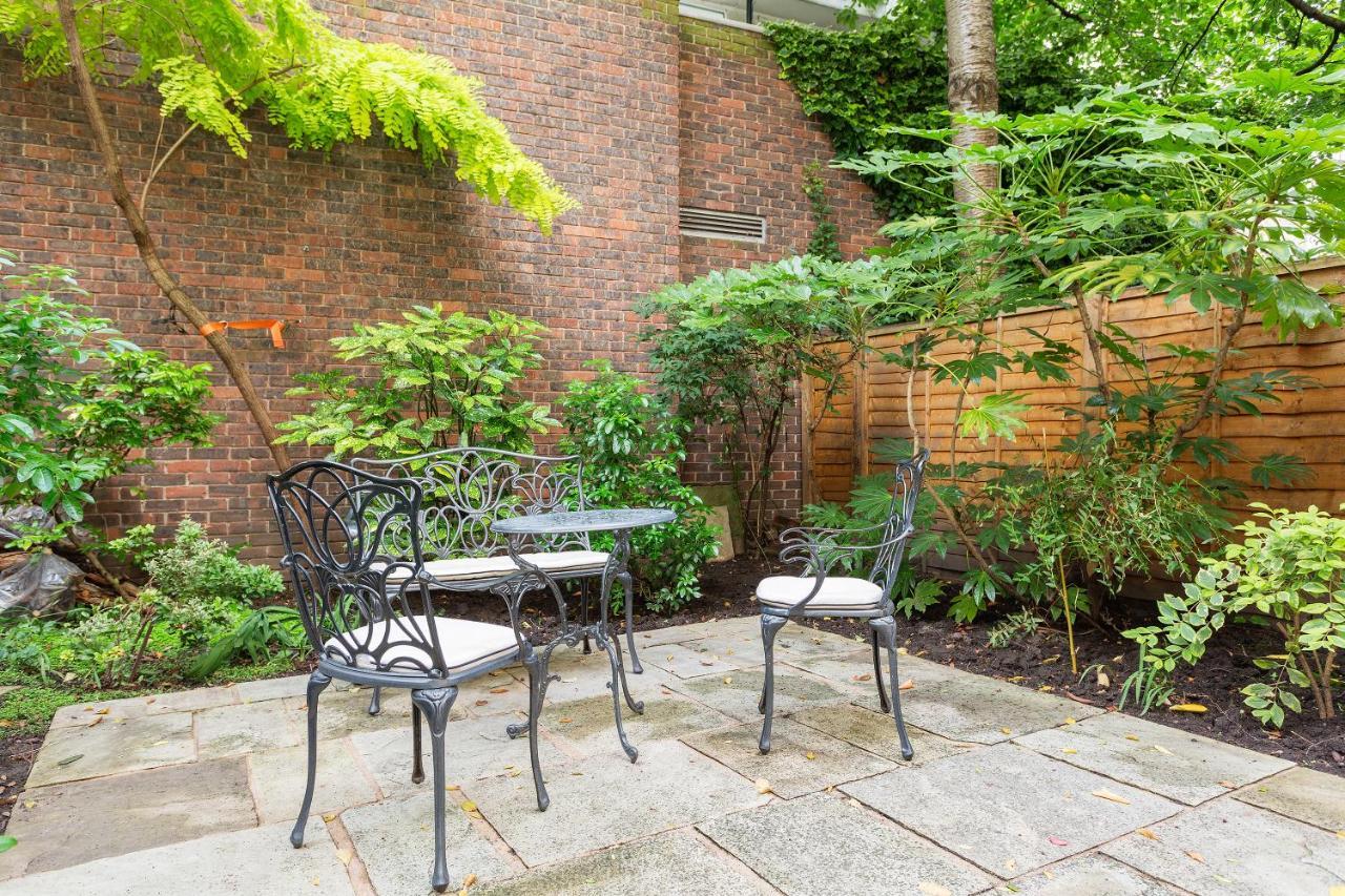 Veeve - South Kensington Garden Apartment London Exterior photo
