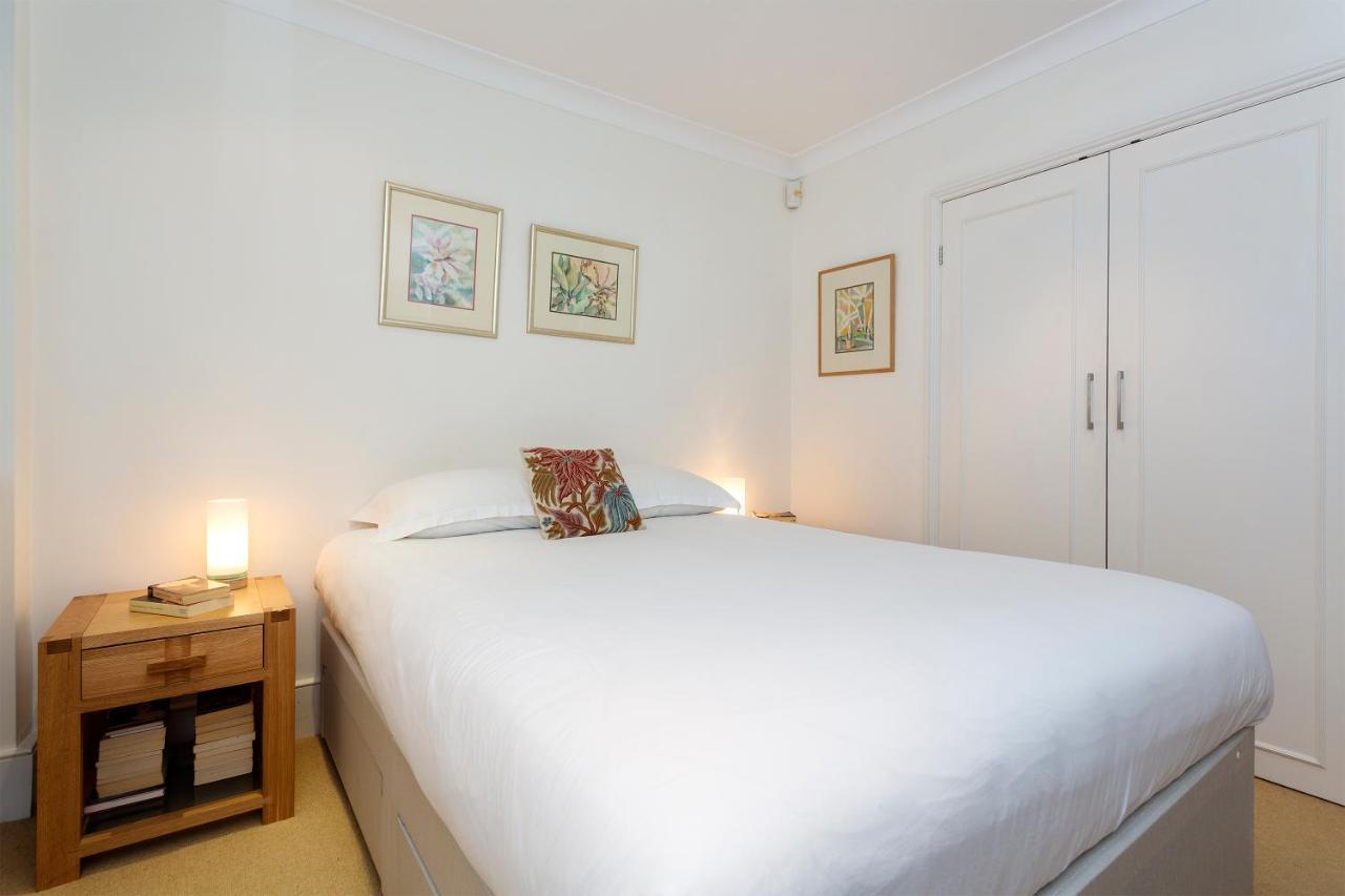 Veeve - South Kensington Garden Apartment London Exterior photo